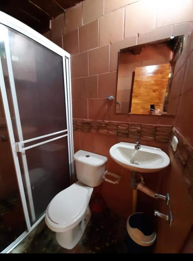 Hostal Y Cabanas Los Juanes Jardín Exterior photo
